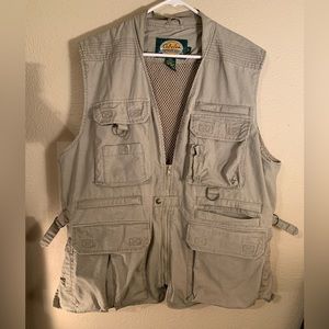 Cabelas tan safari vest men’s XL